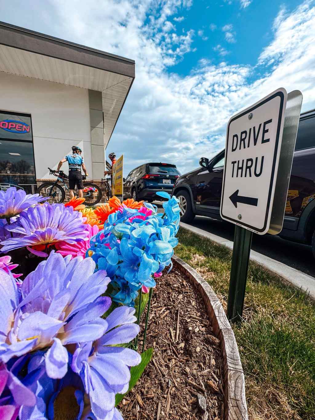 The Perfect I-95 Coffee Stop in Maryland (With EV Charging Next&nbsp;Door)